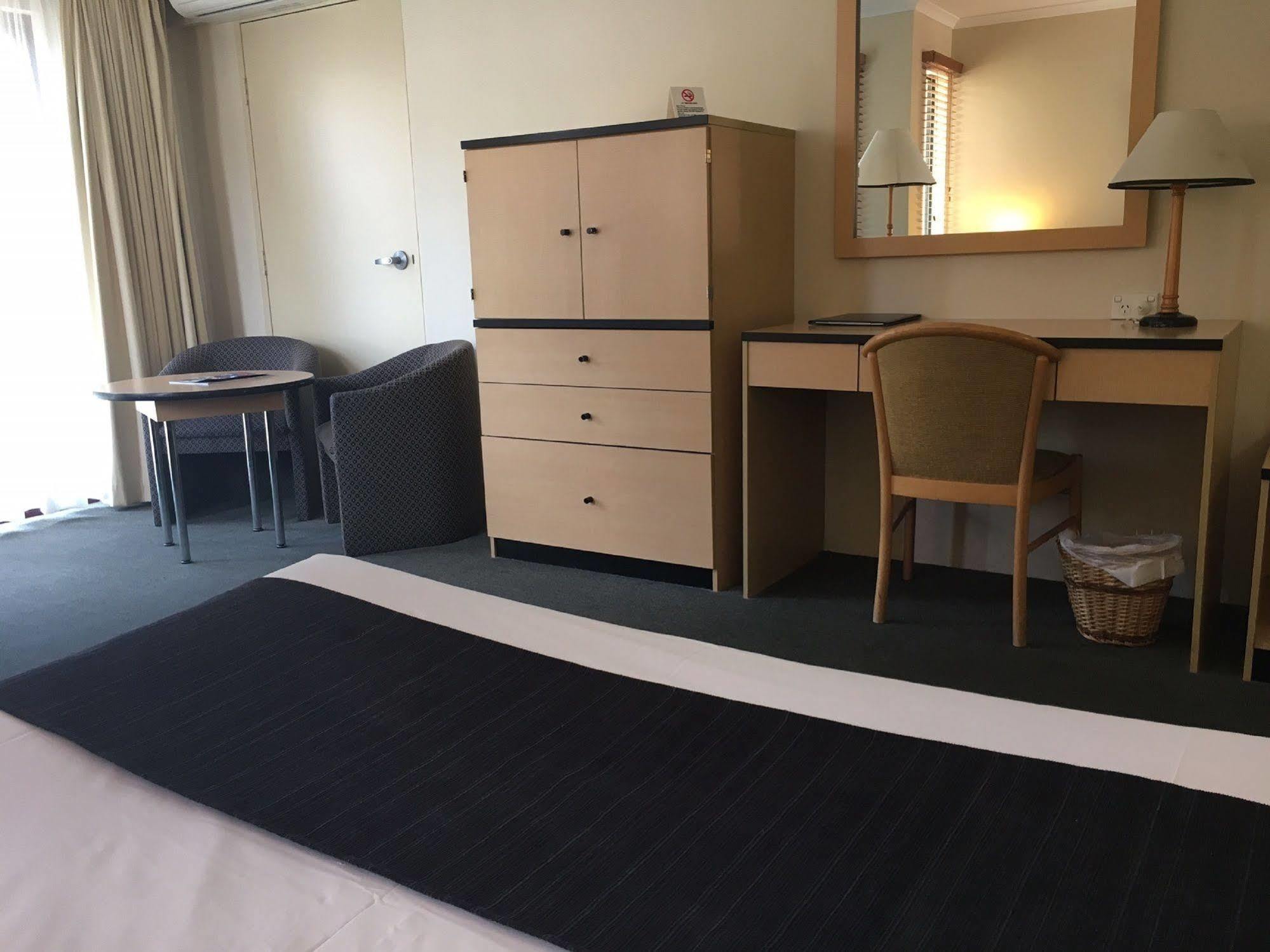 St Marys Park View Motel Bagian luar foto